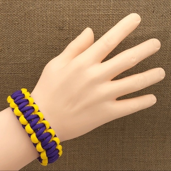 🍀 Purple & Yellow Paracord Emergency Cord Unisex Buckle Bracelet - Picture 5 of 5